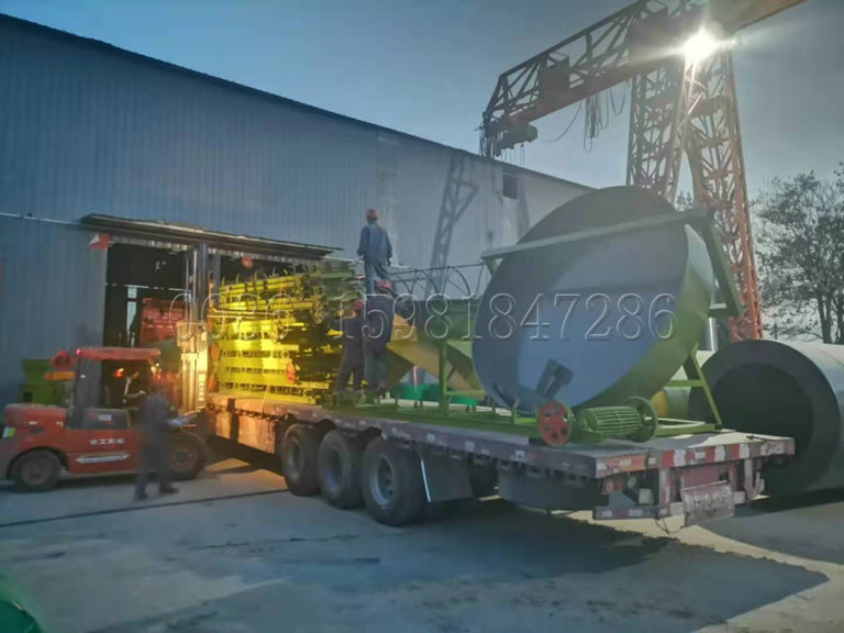 What precautions should be taken when buying fertilizer making equipment?